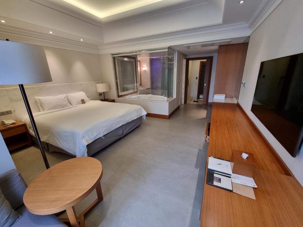Pinegrove Hotel Kimhe Kültér fotó